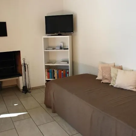 Apartment Arnica 1 *